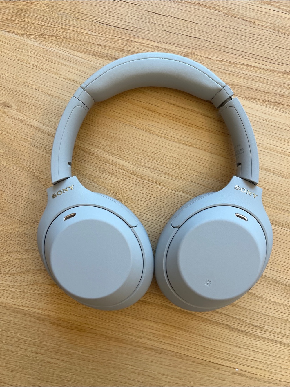 Sony Wireless Noise Canceling Headphones WH-1000XM4 - Picture 6 of 10